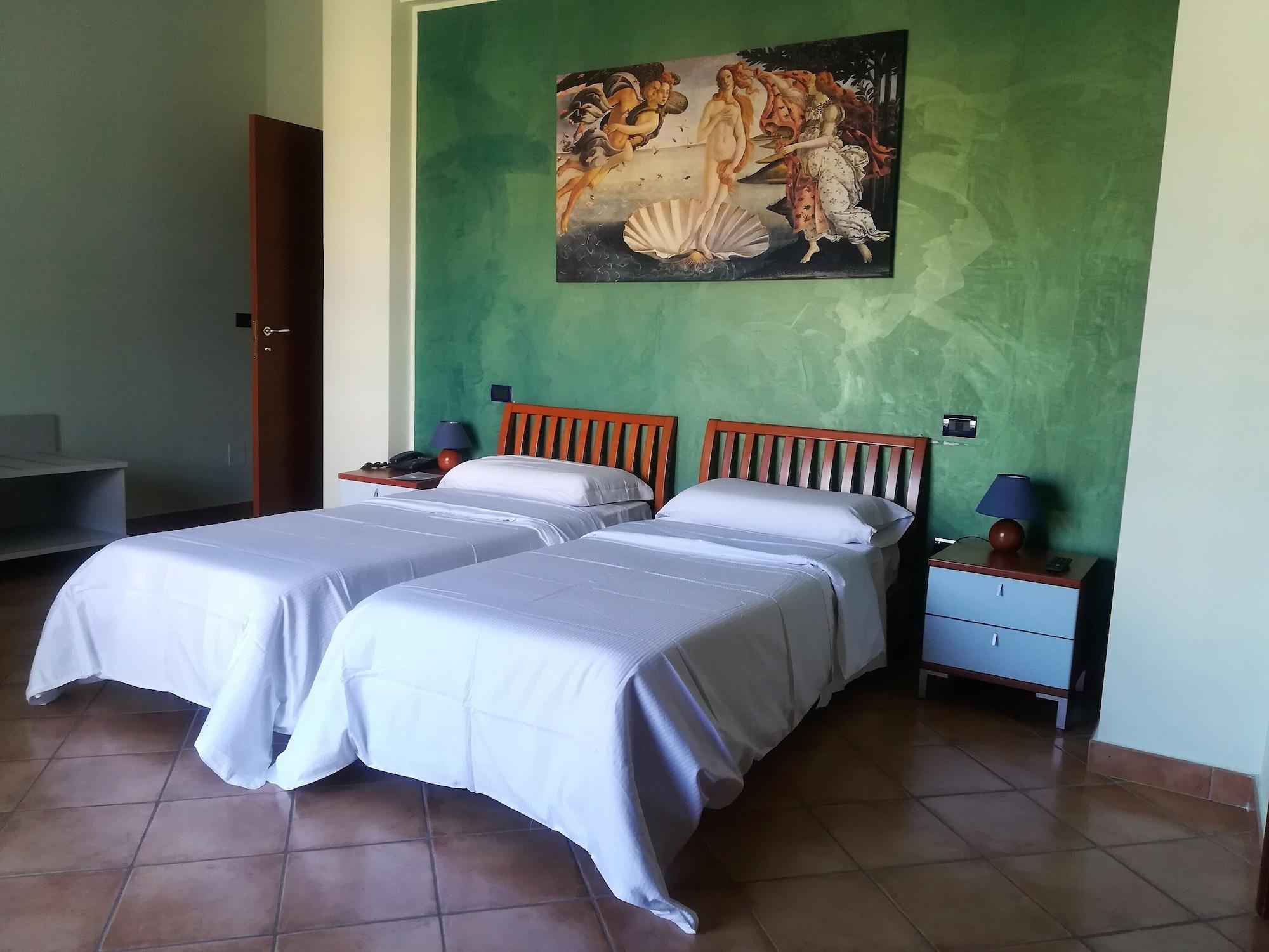 Hotel Azzurro L'Aquila Ngoại thất bức ảnh