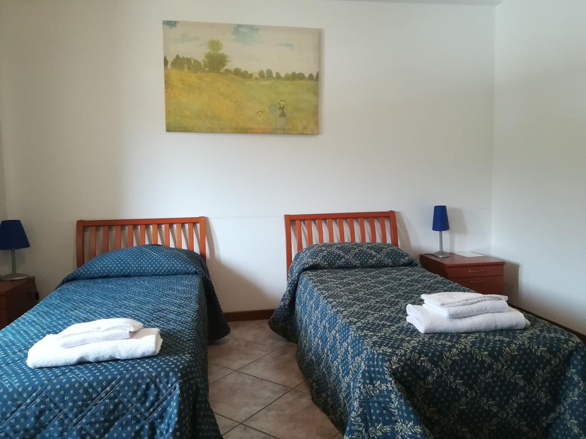 Hotel Azzurro L'Aquila Ngoại thất bức ảnh
