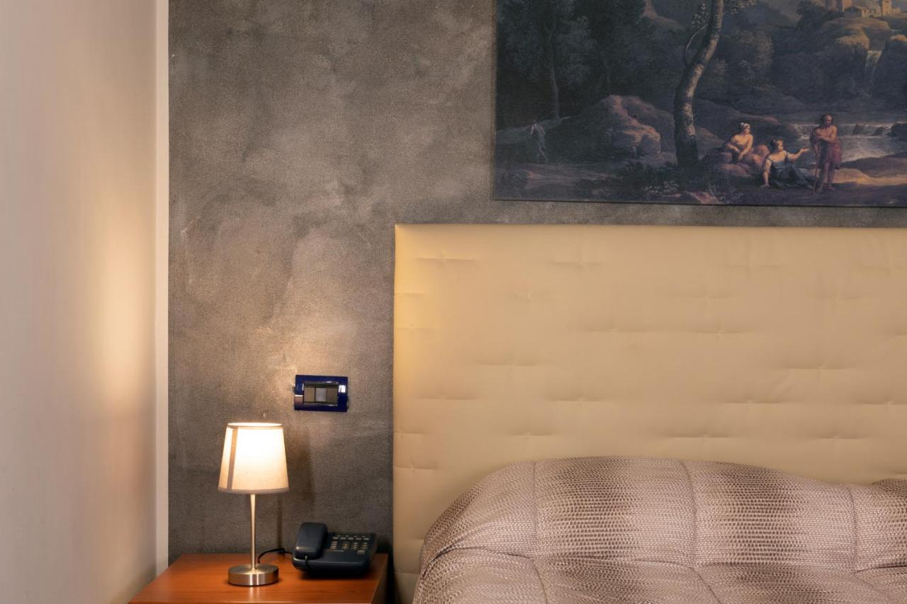 Hotel Azzurro L'Aquila Ngoại thất bức ảnh