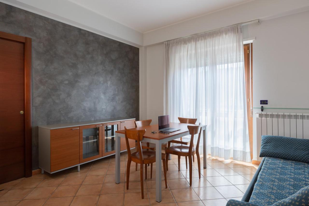 Hotel Azzurro L'Aquila Ngoại thất bức ảnh