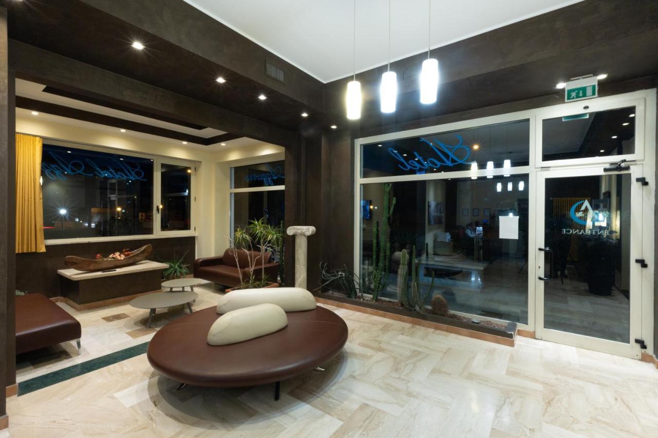 Hotel Azzurro L'Aquila Ngoại thất bức ảnh