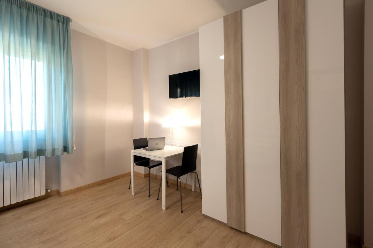 Hotel Azzurro L'Aquila Ngoại thất bức ảnh